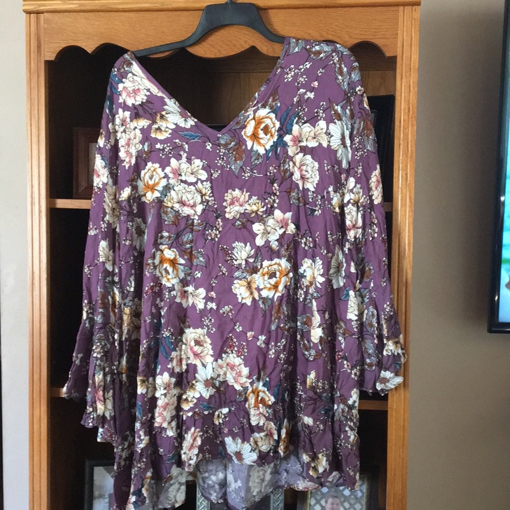 Tunic - Picture 1 of 1